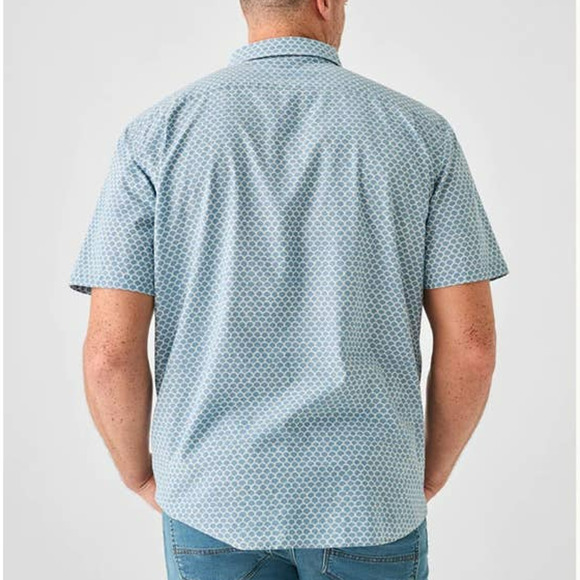 Flaherty Short-Sleeve Stretch Playa Shirt in Fishscale Redux Size XXL - Picture 2 of 8